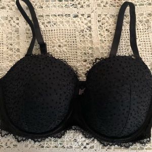 Victoria’s Secret Dream Angels black bra size 38DD